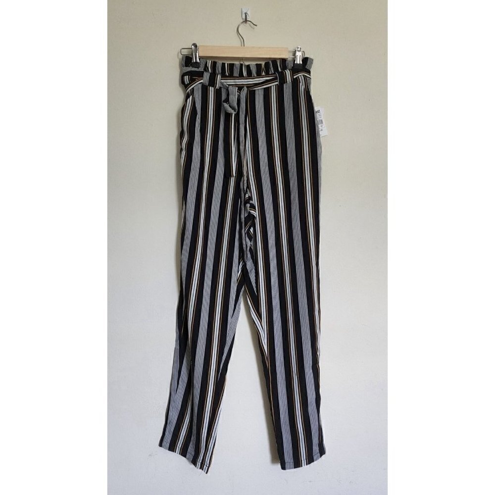 Zumies Love Fire NWT belted striped paperbag pants size small